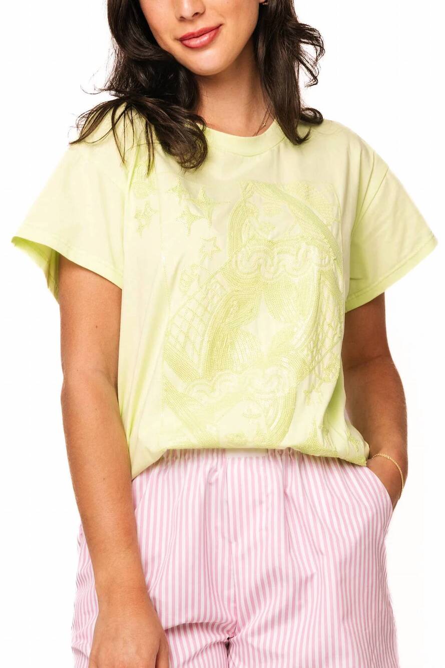 NEW QUEEN OF SPARKLES tonal card logo tee in lime green